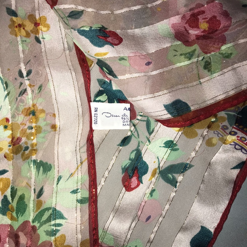 VINTAGE Oscar De La Renta Scarf